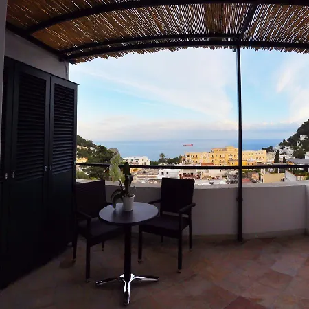 Guest house Casa Costanza 3*