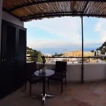 Affittacamere Casa Costanza 3*